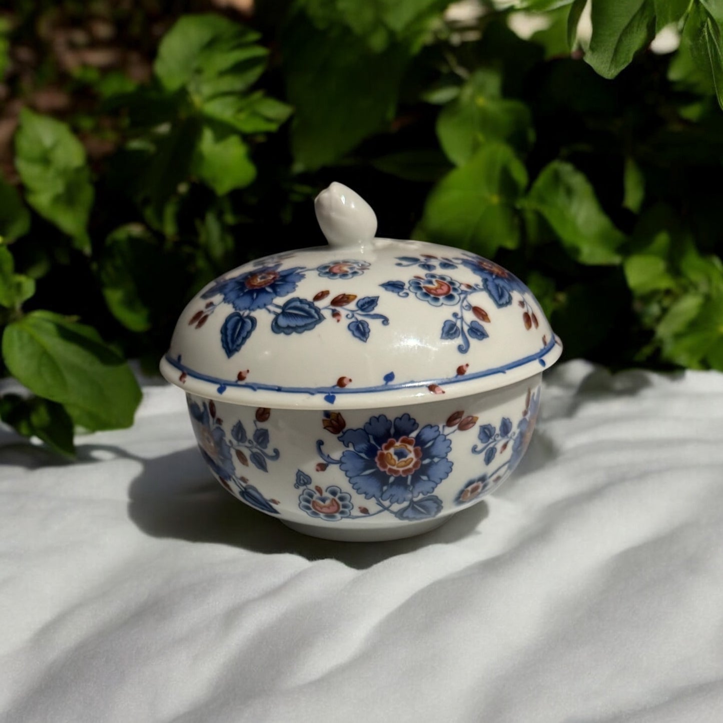 Sicilian Sea Breeze Repurposed Vintage Estée Lauder Rare Ceramic Bowl 16fl oz