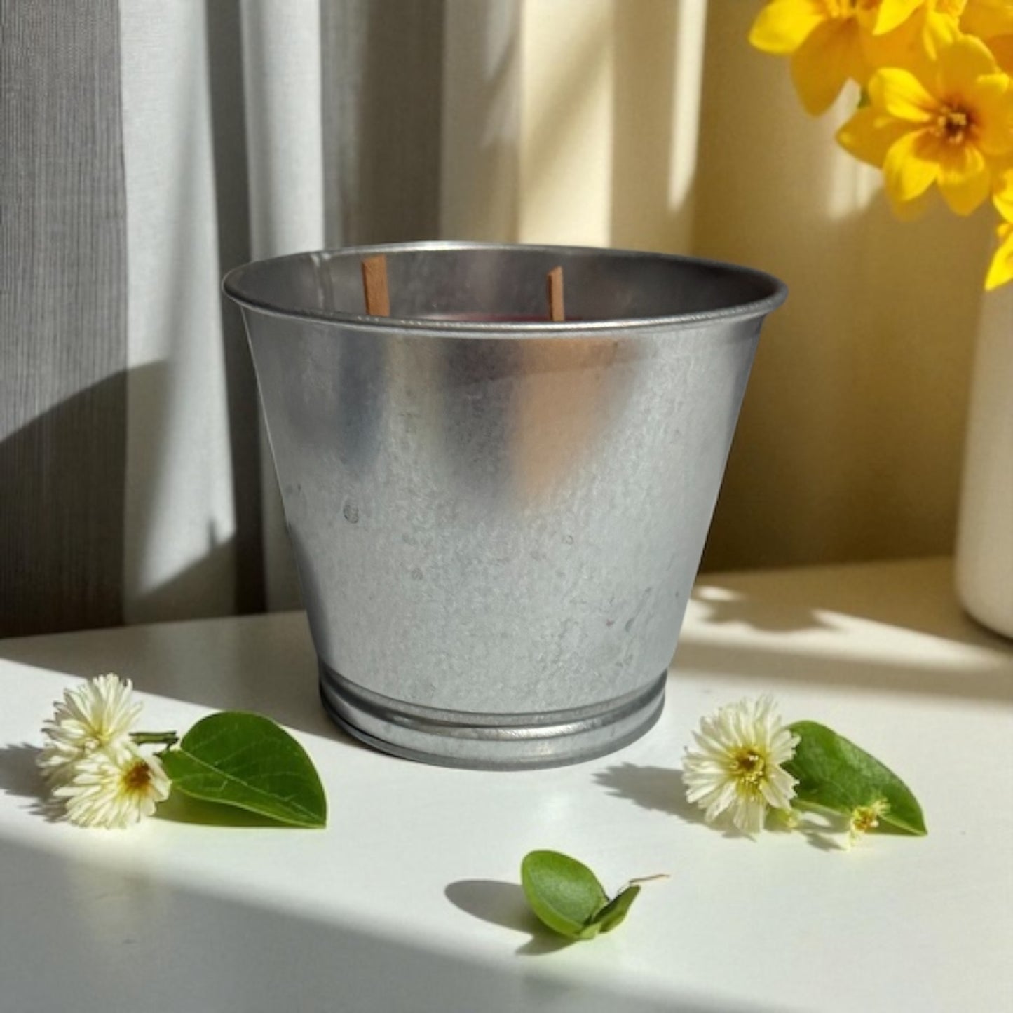 Honeysuckle Dreams Candle 22fl oz Repurposed Tin Vessel