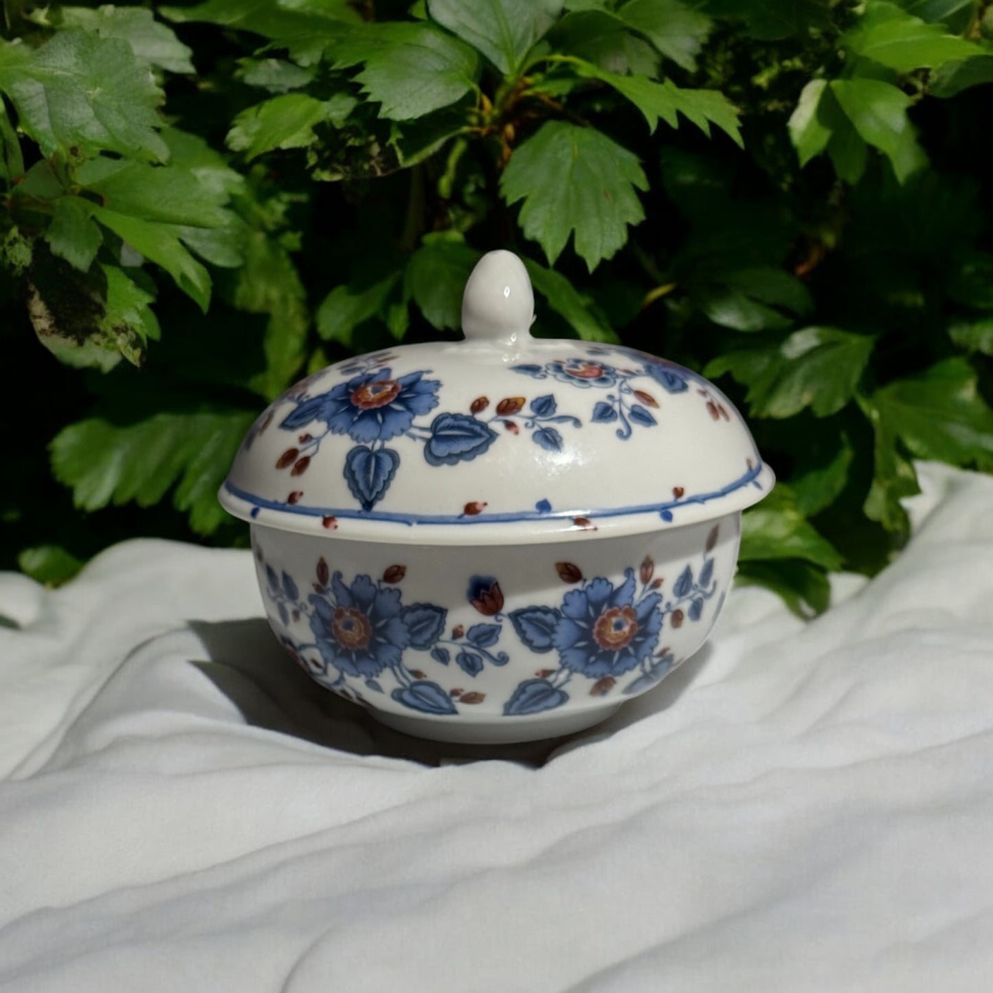 Sicilian Sea Breeze Repurposed Vintage Estée Lauder Rare Ceramic Bowl 16fl oz
