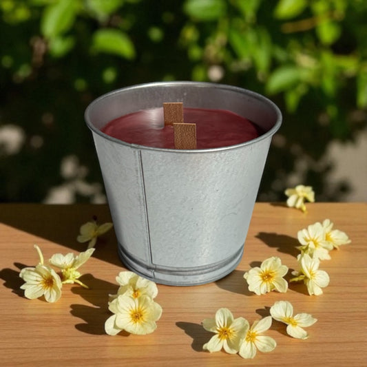 Honeysuckle Dreams Candle 22fl oz Repurposed Tin Vessel