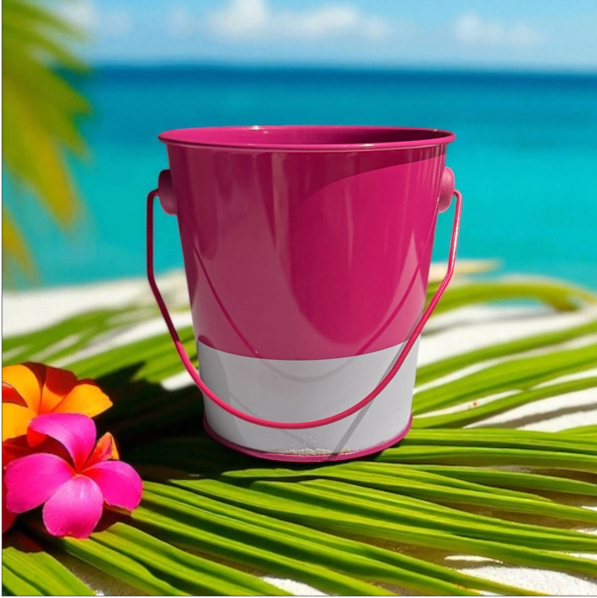 Caribbean Teakwood Candle 14fl oz Repurposed Tin