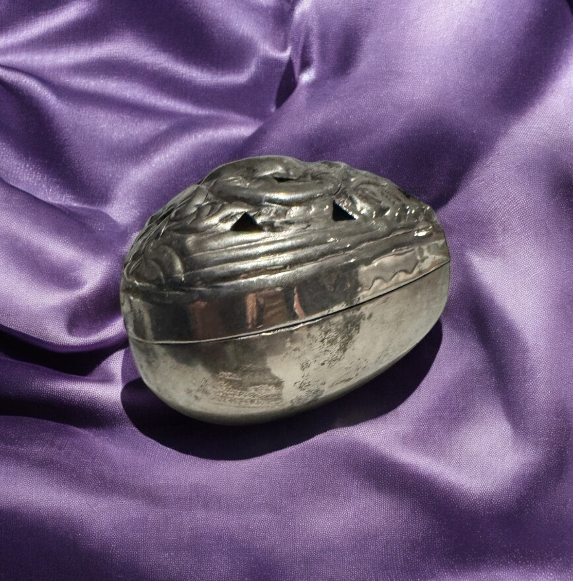 Amethyst Twilight Silver Repurposed Vintage Heart Engraved Candle 6fl oz