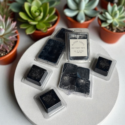 4-6fl oz per Clam Shell Set of 6 Cubes