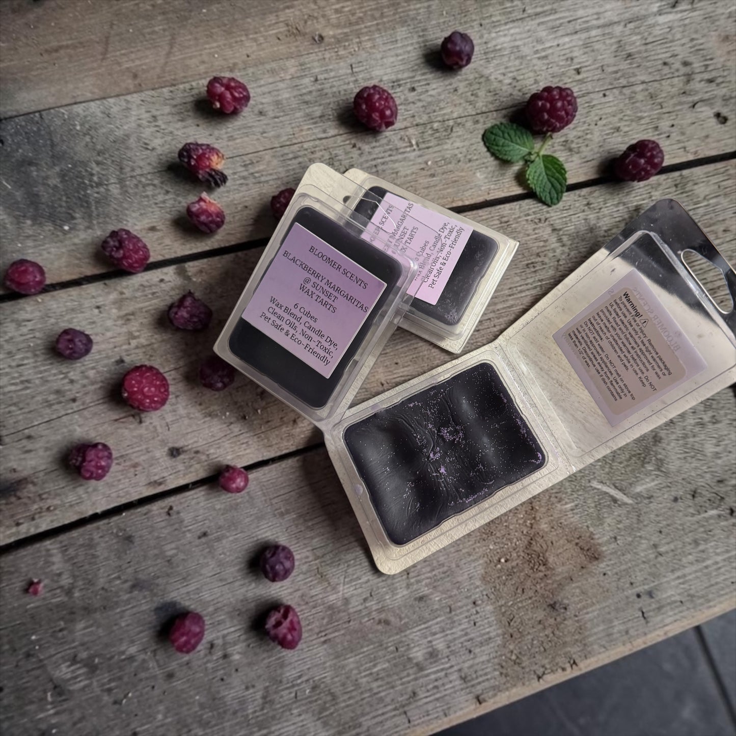4-6fl oz per Clam Shell Set of 6 Cubes