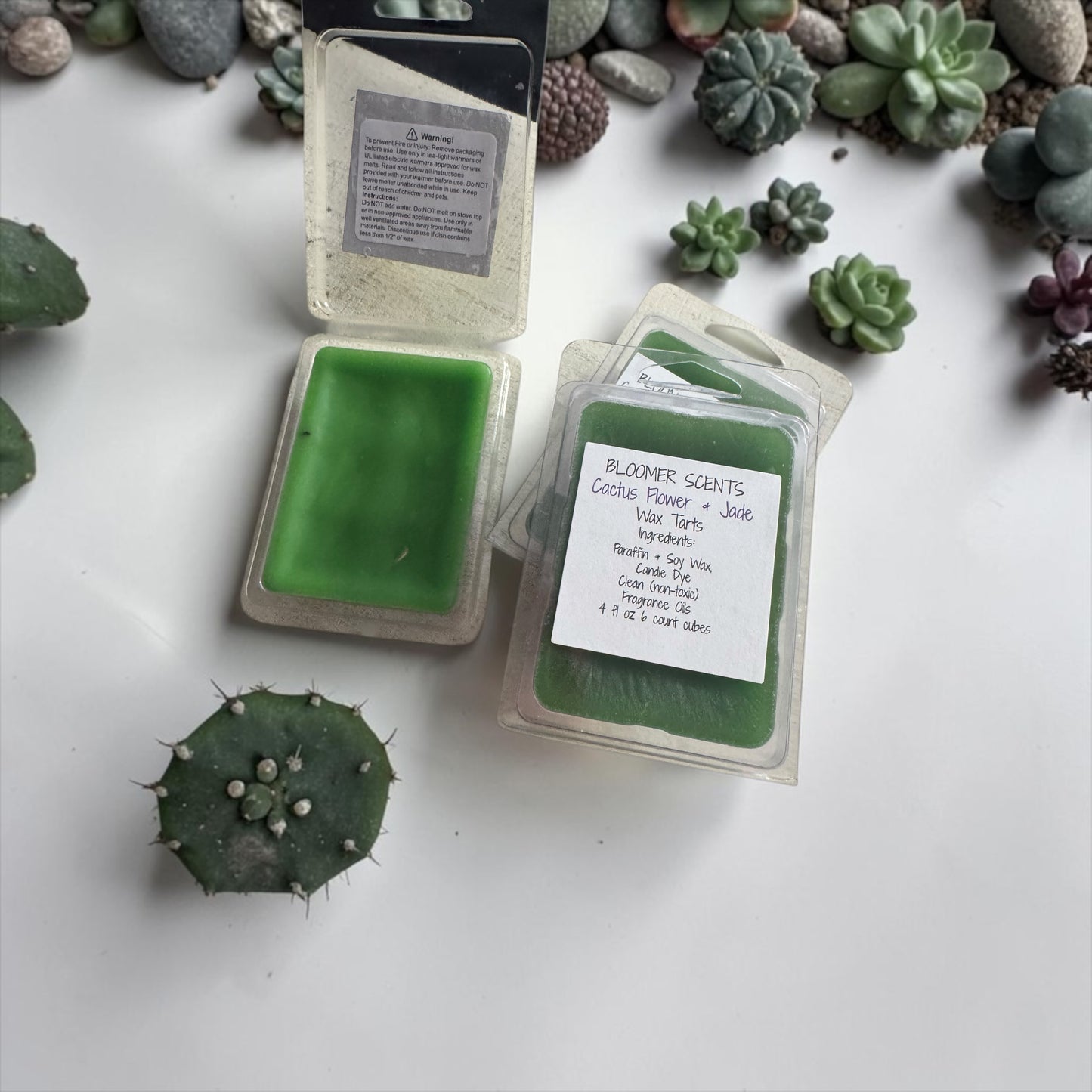 4-6fl oz per Clam Shell Set of 6 Cubes