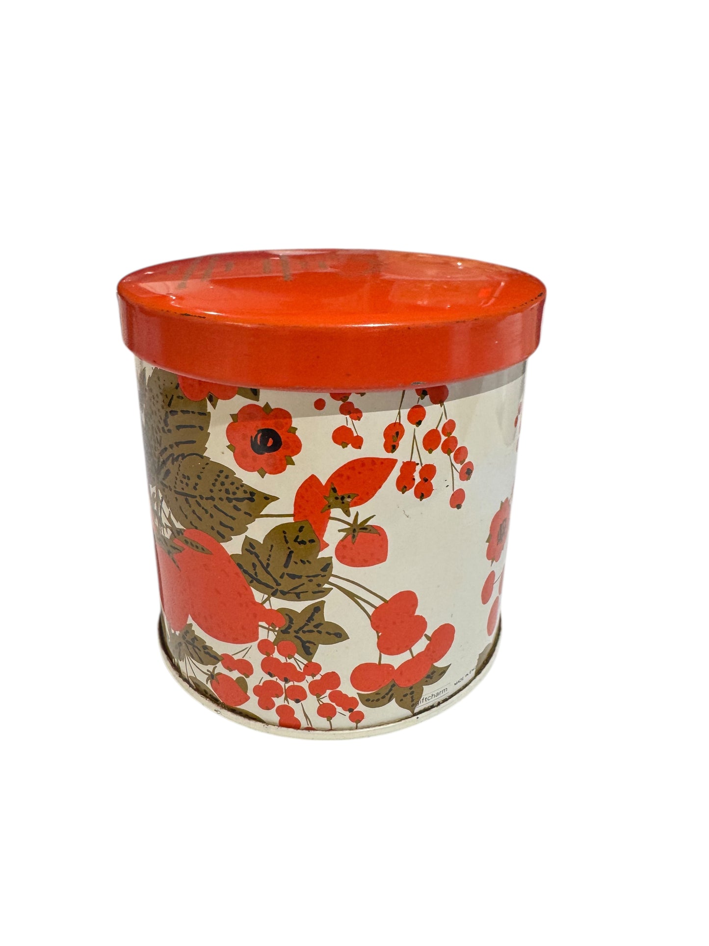 Bloomer Scents Handmade Cowboy Candle, Repurposed Vintage Red Berry 50's Tin, Huntley Boorne, 20 fl oz