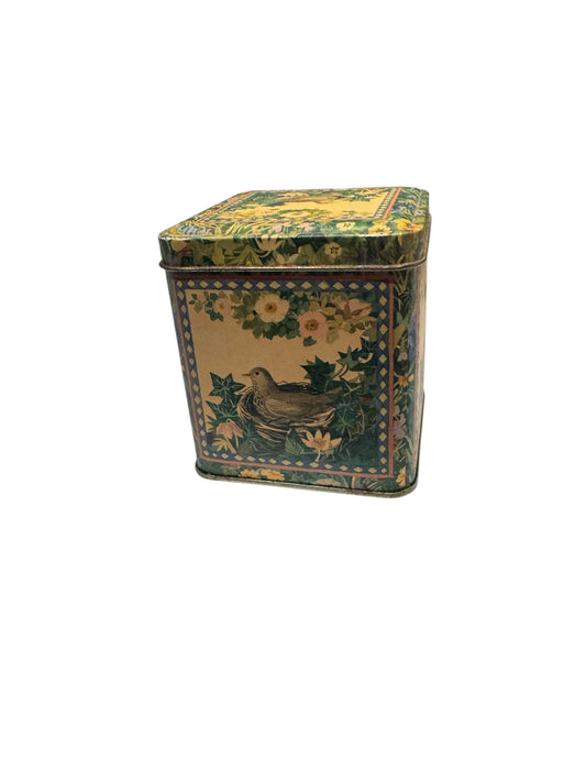 Handmade Island Escape Scented Candle in Vintage Bird Floral Tin, 4-Wick, 24 fl oz