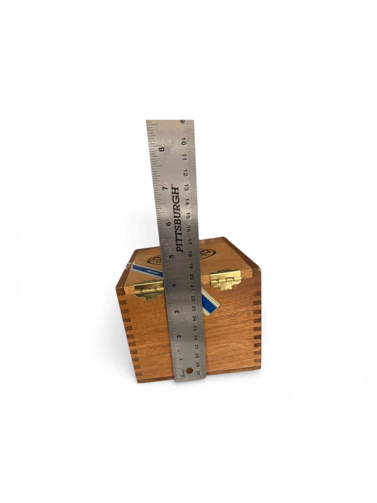 Tranquil Oasis Candle in Repurposed El Rey Del Mundo Oscuro Cigar Box, 36 fl oz