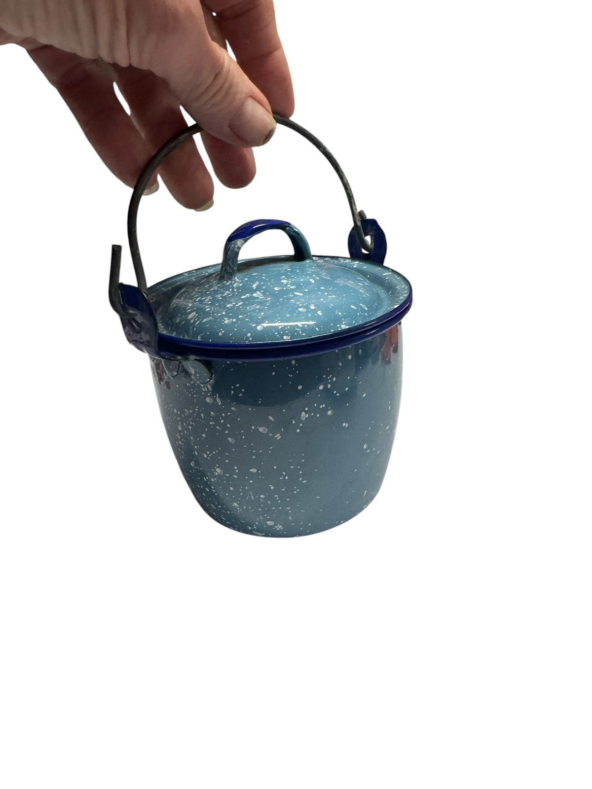Texas Bluebonnets Candle, Handmade, Repurposed Camping Tin with Matching Lid, 16 fl oz